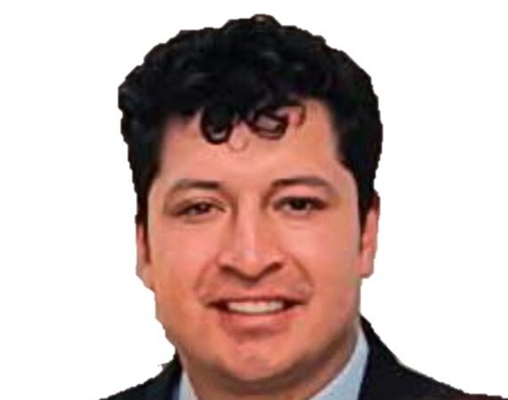 13 EDGAR ALEJANDRO TAPIA PAREDES